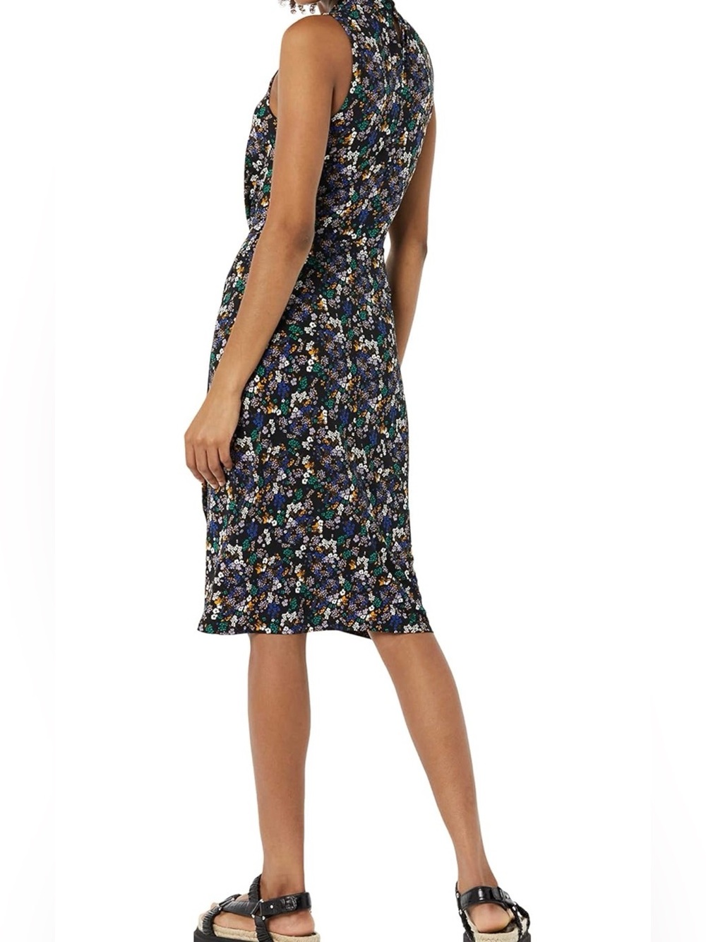 Amazon essentials Women's Sleeveless Faux Wrap Dress with Crossover Twist Neck - Picture 3 of 6